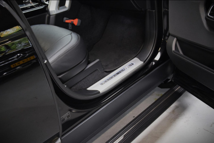 Land Rover Range Rover 2.0 P400e Vogue Navi|Panoramadak|Org.NL|Ijskast|1e Eig|Dealer onderhouden