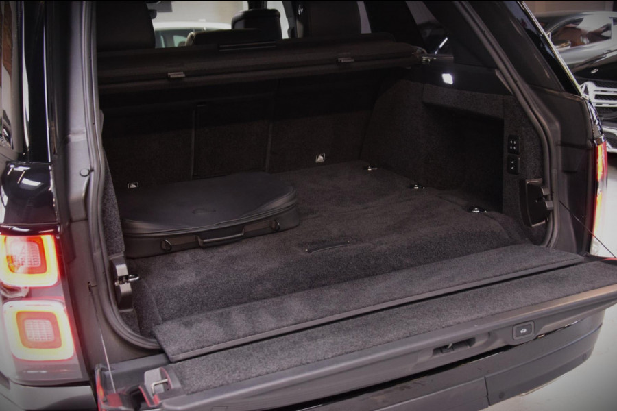 Land Rover Range Rover 2.0 P400e Vogue Navi|Panoramadak|Org.NL|Ijskast|1e Eig|Dealer onderhouden