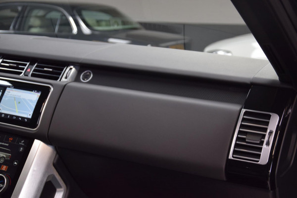 Land Rover Range Rover 2.0 P400e Vogue Navi|Panoramadak|Org.NL|Ijskast|1e Eig|Dealer onderhouden