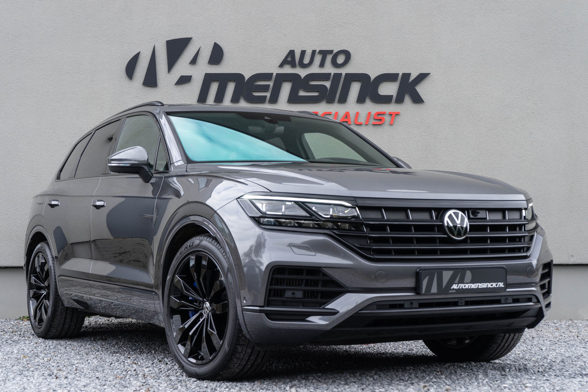 Volkswagen Touareg 3.0 TSI eHybrid 4MOTION / Luchtvering/ Standkachel/ Massagefunctie/ Panoramadak/ Trekhaak/ 280kW (381PK)