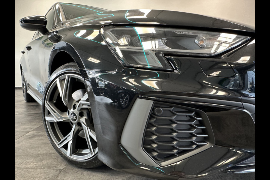 Audi A3 Sportback 35 TFSI S edition S-line Full-led Navigatie CruiseControl 18LMV Audi A3 Sportback 35 TFSI S edition S-line Full-led Navigatie CruiseControl 18LMV