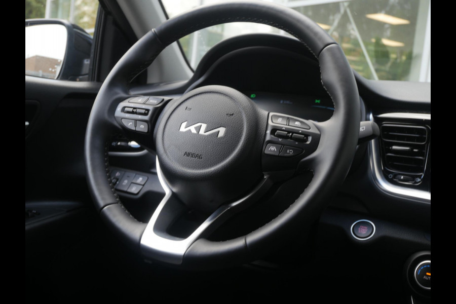 Kia Stonic 1.0 T-GDi MHEV DynamicPlusLine | Cruise | Clima | Camera | Carplay | Navi | Stoel-stuurverwarming |