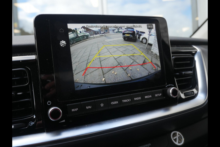 Kia Stonic 1.0 T-GDi MHEV DynamicPlusLine | Cruise | Clima | Camera | Carplay | Navi | Stoel-stuurverwarming |