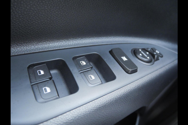 Kia Stonic 1.0 T-GDi MHEV DynamicPlusLine | Cruise | Clima | Camera | Carplay | Navi | Stoel-stuurverwarming |