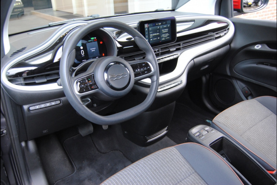 Fiat 500 Passion 42 kWh Fiat 500 Passion 42 kWh