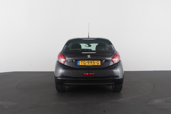 Peugeot 208 1.2 PureTech Blue Lease Executive > Cruise control/Navigatie/Parkeersensor a...
