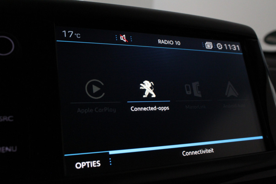 Peugeot 208 1.2 PureTech Blue Lease Executive > Cruise control/Navigatie/Parkeersensor a...