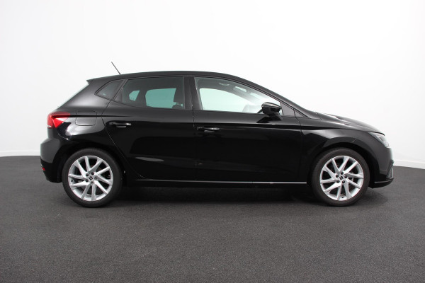 Seat Ibiza 1.0 FR DEMO! Navigatie Apple Carplay/Android Auto Climate Control Cruise Control Stoelverwarming Seat Ibiza 1.0 FR DEMO! Navigatie Apple Carplay/Android Auto Climate Control Cruise Control Stoelverwarming