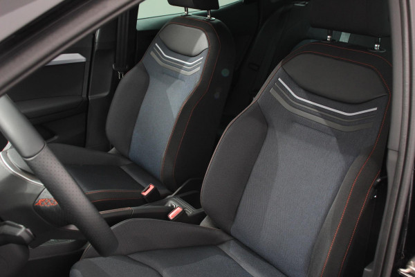 Seat Ibiza 1.0 FR DEMO! Navigatie Apple Carplay/Android Auto Climate Control Cruise Control Stoelverwarming Seat Ibiza 1.0 FR DEMO! Navigatie Apple Carplay/Android Auto Climate Control Cruise Control Stoelverwarming