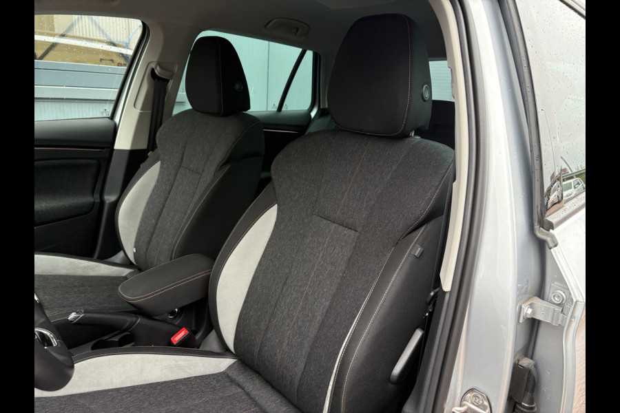 Škoda Kamiq 1.0 TSi 110pk Business Edition LED/VIRTUAL/NAVI/CARPLAY/DAB/PDC/STOELVERWARMING Škoda Kamiq 1.0 TSi 110pk Business Edition LED/VIRTUAL/NAVI/CARPLAY/DAB/PDC/STOELVERWARMING