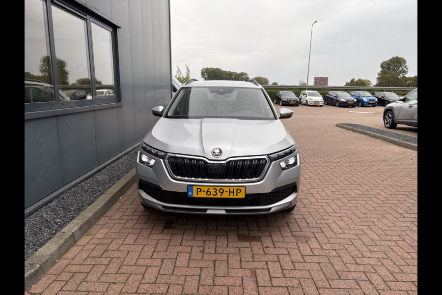 Škoda Kamiq 1.0 TSi 110pk Business Edition LED/VIRTUAL/NAVI/CARPLAY/DAB/PDC/STOELVERWARMING Škoda Kamiq 1.0 TSi 110pk Business Edition LED/VIRTUAL/NAVI/CARPLAY/DAB/PDC/STOELVERWARMING