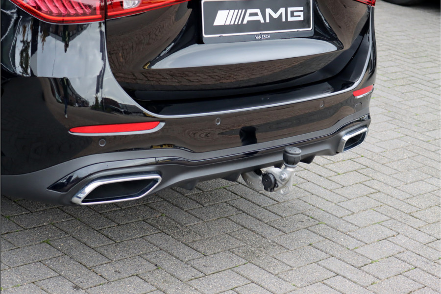 Mercedes-Benz C-Klasse Estate 300 e AMG Line | Panoramadak | Distronic | Trekhaak | Memory | Sfeerverlichting Premium | Stoelverwarming | Nightpakket | Camera | Dodehoekassistent |