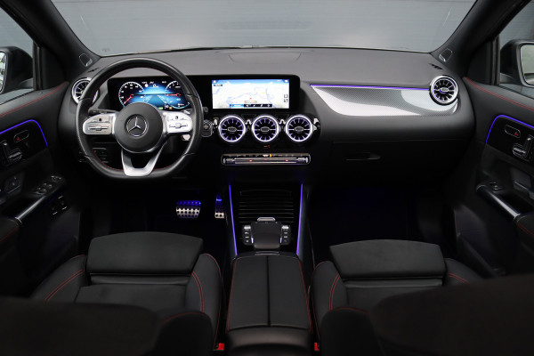 Mercedes-Benz GLA 250 e AMG Line | Distronic+ | Panoramadak | Memory | Burmester | Surround Camera | Trekhaak | Keyless Go | Nightpakket |