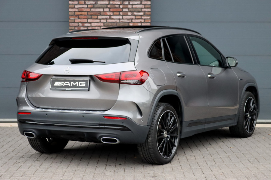 Mercedes-Benz GLA 250 e AMG Line | Distronic+ | Panoramadak | Memory | Burmester | Surround Camera | Trekhaak | Keyless Go | Nightpakket |