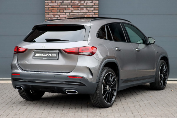 Mercedes-Benz GLA 250 e AMG Line | Distronic+ | Panoramadak | Memory | Burmester | Surround Camera | Trekhaak | Keyless Go | Nightpakket |