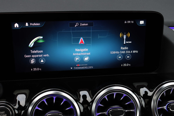 Mercedes-Benz GLA 250 e AMG Line | Distronic+ | Panoramadak | Memory | Burmester | Surround Camera | Trekhaak | Keyless Go | Nightpakket |