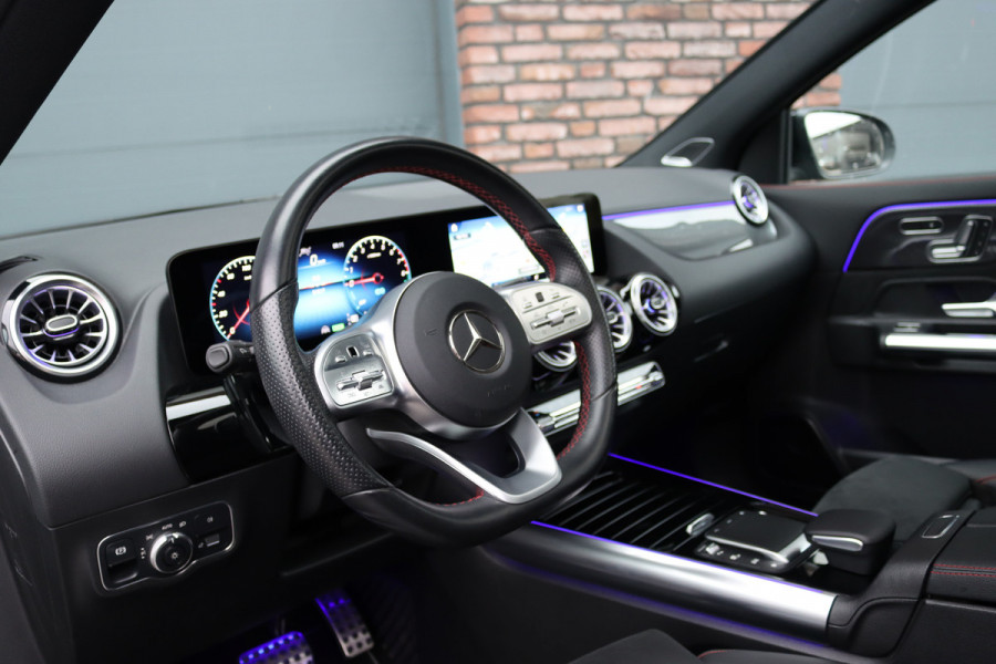 Mercedes-Benz GLA 250 e AMG Line | Distronic+ | Panoramadak | Memory | Burmester | Surround Camera | Trekhaak | Keyless Go | Nightpakket |