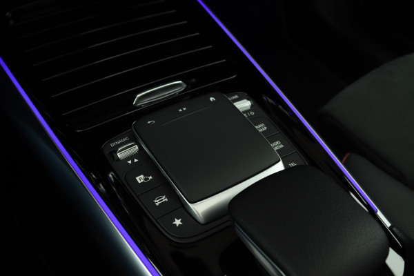 Mercedes-Benz GLA 250 e AMG Line | Distronic+ | Panoramadak | Memory | Burmester | Surround Camera | Trekhaak | Keyless Go | Nightpakket |