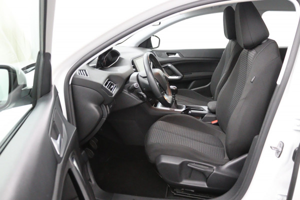 Peugeot 308 SW 1.2 *110PK*ECC*NAVI*CAM*HAAK*CRUISE*CARPLAY*