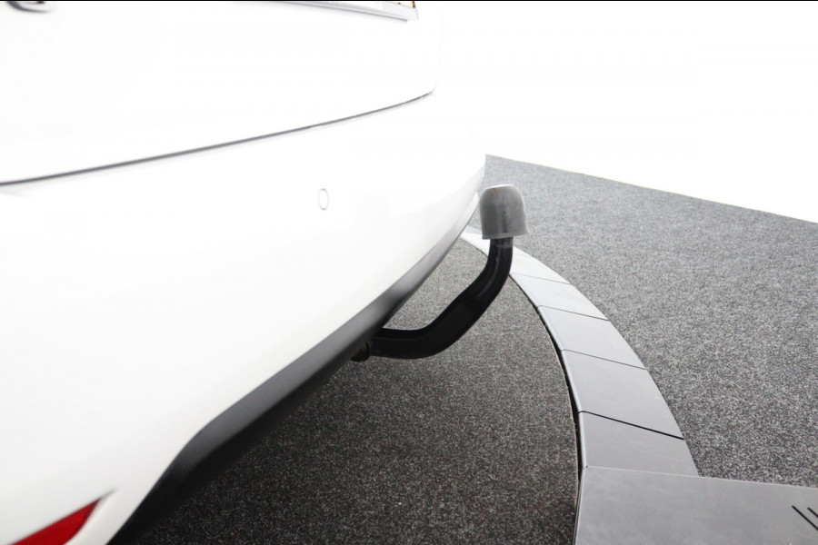 Peugeot 308 SW 1.2 *110PK*ECC*NAVI*CAM*HAAK*CRUISE*CARPLAY*