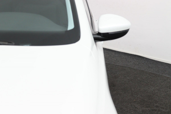 Peugeot 308 SW 1.2 *110PK*ECC*NAVI*CAM*HAAK*CRUISE*CARPLAY*