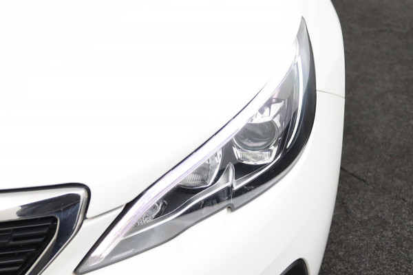 Peugeot 308 SW 1.2 *110PK*ECC*NAVI*CAM*HAAK*CRUISE*CARPLAY*