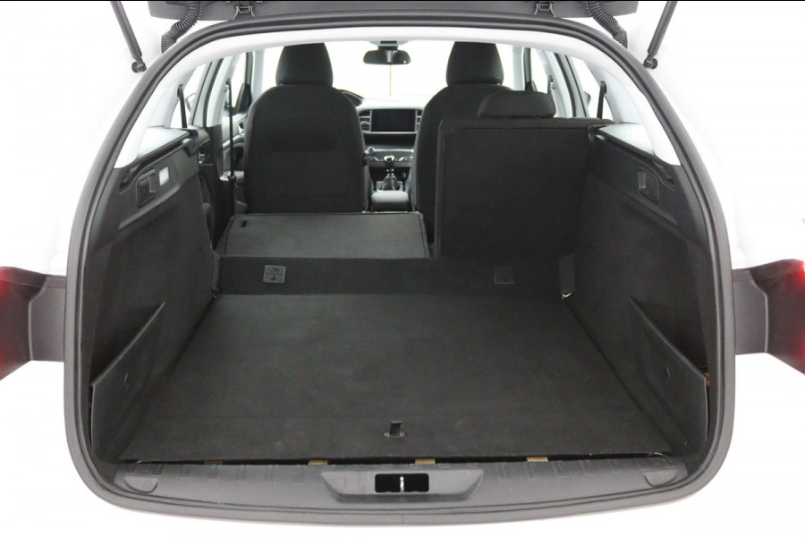 Peugeot 308 SW 1.2 *110PK*ECC*NAVI*CAM*HAAK*CRUISE*CARPLAY*