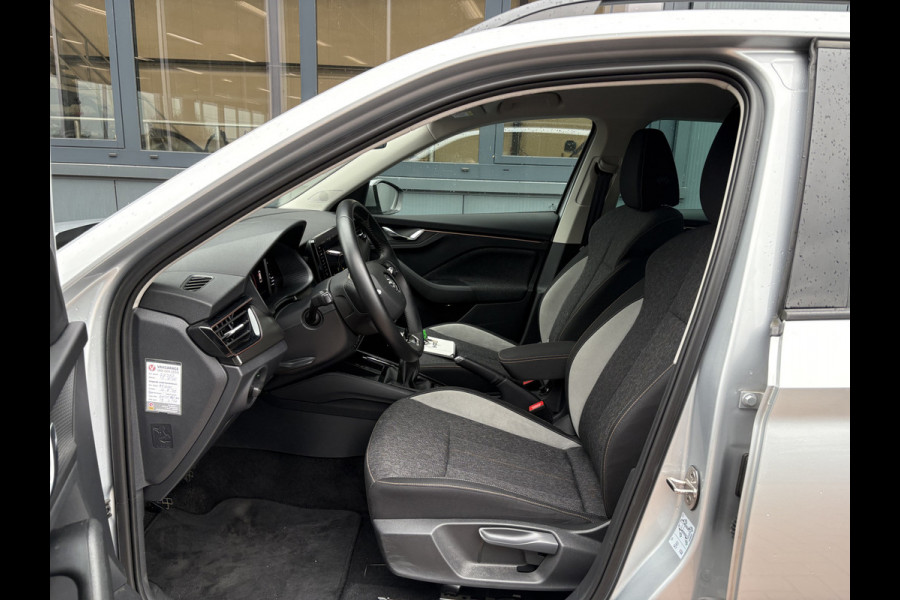 Škoda Kamiq 1.0 TSi 110pk Business Edition LED/VIRTUAL/NAVI/CARPLAY/DAB/PDC/STOELVERWARMING Škoda Kamiq 1.0 TSi 110pk Business Edition LED/VIRTUAL/NAVI/CARPLAY/DAB/PDC/STOELVERWARMING
