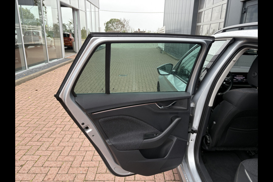 Škoda Kamiq 1.0 TSi 110pk Business Edition LED/VIRTUAL/NAVI/CARPLAY/DAB/PDC/STOELVERWARMING Škoda Kamiq 1.0 TSi 110pk Business Edition LED/VIRTUAL/NAVI/CARPLAY/DAB/PDC/STOELVERWARMING