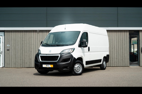 Peugeot Boxer 330 2.2 BlueHDi 140 L2H2 Premium | Navigatie | Houtenvloer In Laadruimte | Airco