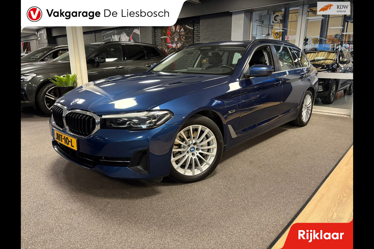 BMW 5 Serie Touring 530e Business Edition Plus / trekhaak / Leder / pdc / 360 camera BMW 5 Serie Touring 530e Business Edition Plus / trekhaak / Leder / pdc / 360 camera