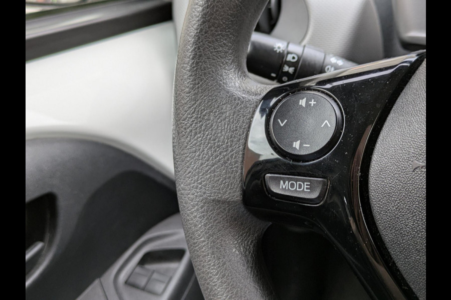Peugeot 108 1.0 e-VTi Active|Apple-Carplay/Android-Auto|Achteruitrijcamera|Airco|DAB|Origineel-NL