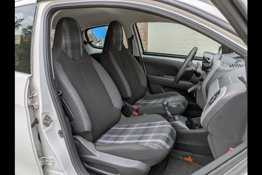 Peugeot 108 1.0 e-VTi Active|Apple-Carplay/Android-Auto|Achteruitrijcamera|Airco|DAB|Origineel-NL