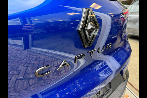 Renault Captur 1.3 mild hybrid 160 esprit Alpine Harman Kardon Sound / Camera / Navi / LM 19'' / Stuurwiel verw. Renault Captur 1.3 mild hybrid 160 esprit Alpine Harman Kardon Sound / Camera / Navi / LM 19'' / Stuurwiel verw.