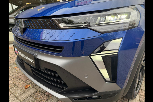 Renault Captur 1.3 mild hybrid 160 esprit Alpine Harman Kardon Sound / Camera / Navi / LM 19'' / Stuurwiel verw. Renault Captur 1.3 mild hybrid 160 esprit Alpine Harman Kardon Sound / Camera / Navi / LM 19'' / Stuurwiel verw.