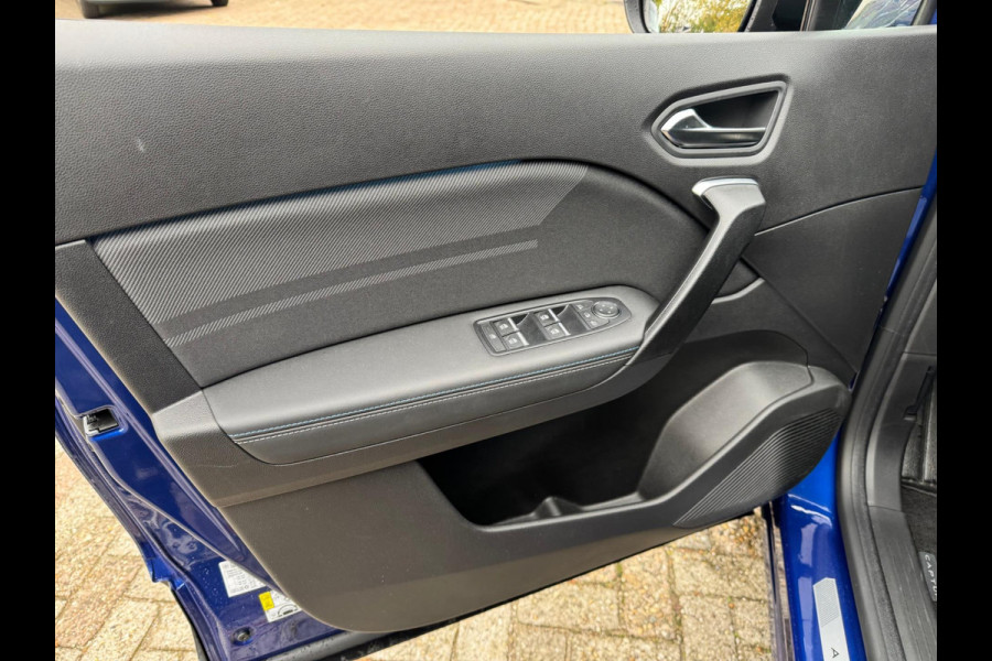 Renault Captur 1.3 mild hybrid 160 esprit Alpine Harman Kardon Sound / Camera / Navi / LM 19'' / Stuurwiel verw. Renault Captur 1.3 mild hybrid 160 esprit Alpine Harman Kardon Sound / Camera / Navi / LM 19'' / Stuurwiel verw.