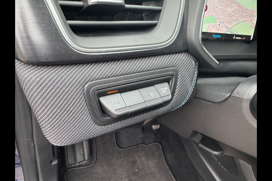 Renault Captur 1.3 mild hybrid 160 esprit Alpine Harman Kardon Sound / Camera / Navi / LM 19'' / Stuurwiel verw. Renault Captur 1.3 mild hybrid 160 esprit Alpine Harman Kardon Sound / Camera / Navi / LM 19'' / Stuurwiel verw.