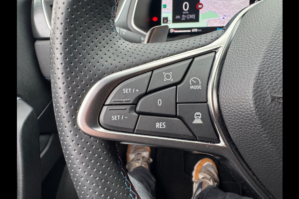 Renault Captur 1.3 mild hybrid 160 esprit Alpine Harman Kardon Sound / Camera / Navi / LM 19'' / Stuurwiel verw. Renault Captur 1.3 mild hybrid 160 esprit Alpine Harman Kardon Sound / Camera / Navi / LM 19'' / Stuurwiel verw.