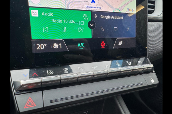 Renault Captur 1.3 mild hybrid 160 esprit Alpine Harman Kardon Sound / Camera / Navi / LM 19'' / Stuurwiel verw. Renault Captur 1.3 mild hybrid 160 esprit Alpine Harman Kardon Sound / Camera / Navi / LM 19'' / Stuurwiel verw.