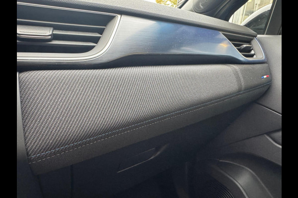 Renault Captur 1.3 mild hybrid 160 esprit Alpine Harman Kardon Sound / Camera / Navi / LM 19'' / Stuurwiel verw. Renault Captur 1.3 mild hybrid 160 esprit Alpine Harman Kardon Sound / Camera / Navi / LM 19'' / Stuurwiel verw.