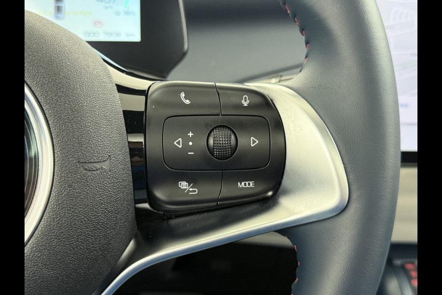 BYD ATTO 3 60kWh Design SOH 98% Panoramadak Leder+Elektr.Verst. Warmtepomp Adaptieve Cruise 360°Camera Apple Carplay Android Auto Elektr.Ac Verkeersbord detectie WiFi DAB Led Rijstrooksensor Keyless Smartphone Entry Fabrieksgarantie tot 20-12-2028/150.000km Garantie op de LFP Accu tot 20-12-2030/200.000km €44.000,- Nieuw!