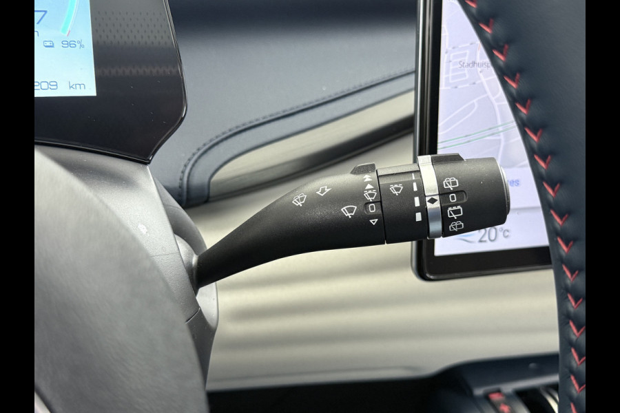 BYD ATTO 3 60kWh Design SOH 98% Panoramadak Leder+Elektr.Verst. Warmtepomp Adaptieve Cruise 360°Camera Apple Carplay Android Auto Elektr.Ac Verkeersbord detectie WiFi DAB Led Rijstrooksensor Keyless Smartphone Entry Fabrieksgarantie tot 20-12-2028/150.000km Garantie op de LFP Accu tot 20-12-2030/200.000km €44.000,- Nieuw!