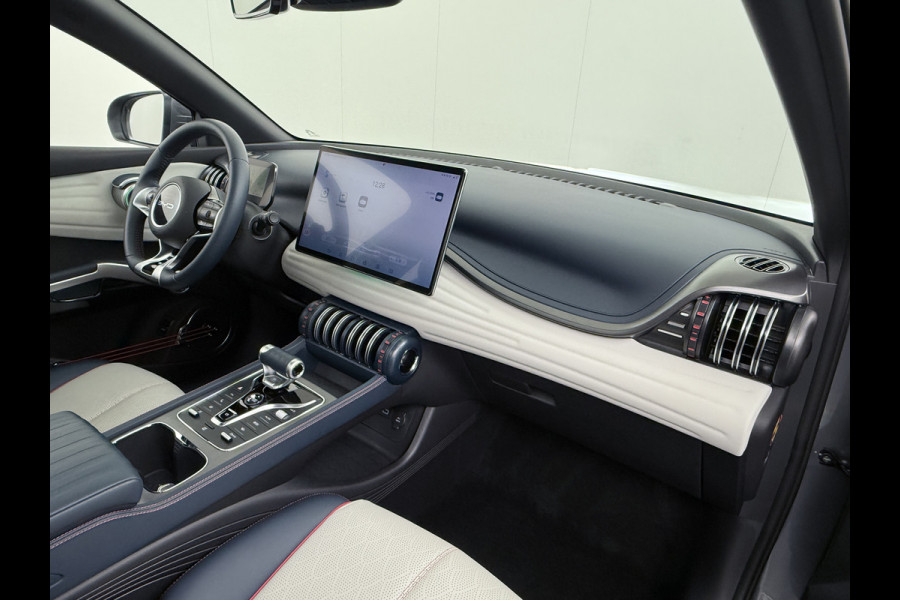BYD ATTO 3 60kWh Design SOH 98% Panoramadak Leder+Elektr.Verst. Warmtepomp Adaptieve Cruise 360°Camera Apple Carplay Android Auto Elektr.Ac Verkeersbord detectie WiFi DAB Led Rijstrooksensor Keyless Smartphone Entry Fabrieksgarantie tot 20-12-2028/150.000km Garantie op de LFP Accu tot 20-12-2030/200.000km €44.000,- Nieuw!