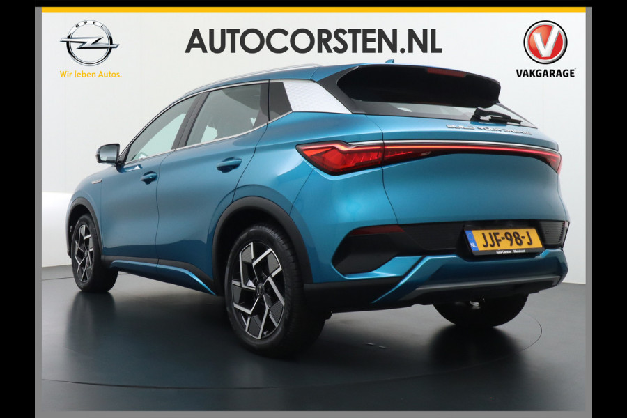 BYD ATTO 3 60kWh Design SOH 98% Panoramadak Leder+Elektr.Verst. Warmtepomp Adaptieve Cruise 360°Camera Apple Carplay Android Auto Elektr.Ac Verkeersbord detectie WiFi DAB Led Rijstrooksensor Keyless Smartphone Entry Fabrieksgarantie tot 12-12-2028/150.000km Garantie op de LFP Accu tot 12-12-2030/200.000km €44.000,- Nieuw! BYD ATTO 3 60kWh Design SOH 98% Panoramadak Leder+Elektr.Verst. Warmtepomp Adaptieve Cruise 360°Camera Apple Carplay Android Auto Elektr.Ac Verkeersbord detectie WiFi DAB Led Rijstrooksensor Keyless Smartphone Entry Fabrieksgarantie tot 12-12-2028/150.000km Garantie op de LFP Accu tot 12-12-2030/200.000km €44.000,- Nieuw!