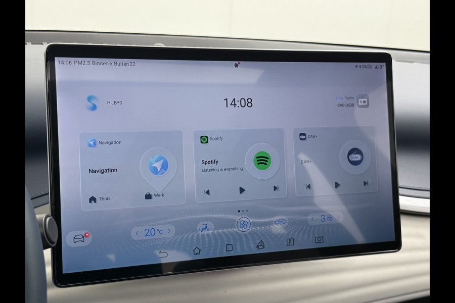 BYD ATTO 3 60kWh Design SOH 98% Panoramadak Leder+Elektr.Verst. Warmtepomp Adaptieve Cruise 360°Camera Apple Carplay Android Auto Elektr.Ac Verkeersbord detectie WiFi DAB Led Rijstrooksensor Keyless Smartphone Entry Fabrieksgarantie tot 12-12-2028/150.000km Garantie op de LFP Accu tot 12-12-2030/200.000km €44.000,- Nieuw! BYD ATTO 3 60kWh Design SOH 98% Panoramadak Leder+Elektr.Verst. Warmtepomp Adaptieve Cruise 360°Camera Apple Carplay Android Auto Elektr.Ac Verkeersbord detectie WiFi DAB Led Rijstrooksensor Keyless Smartphone Entry Fabrieksgarantie tot 12-12-2028/150.000km Garantie op de LFP Accu tot 12-12-2030/200.000km €44.000,- Nieuw!