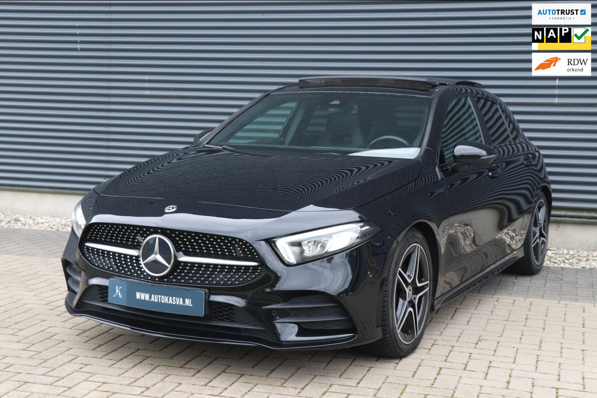 Mercedes-Benz A-Klasse A200 - Night Pakket - AMG - PANO - VOL! Mercedes-Benz A-Klasse A200 - Night Pakket - AMG - PANO - VOL!
