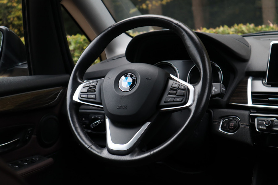 BMW 2 Serie Gran Tourer 218i High Executive Edition | Pano | Camera | ACC | Trekhaak | Automaat |
