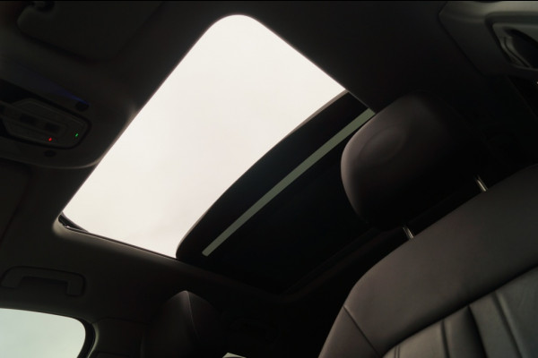 Audi e-tron 50 Quattro 71kWh Business Edition Plus -PANO-LEER-ECC- Audi e-tron 50 Quattro 71kWh Business Edition Plus -PANO-LEER-ECC-