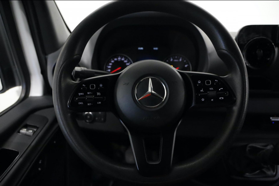 Mercedes-Benz Sprinter 314 CDI L2/H2 NAVI CAMERA CLIMA/AIRCOCRUISE CONTROL 3 ZITS LEASE V/A €177,- INRUIL MOGELIJK Mercedes-Benz Sprinter 314 CDI L2/H2 NAVI CAMERA CLIMA/AIRCOCRUISE CONTROL 3 ZITS LEASE V/A €177,- INRUIL MOGELIJK