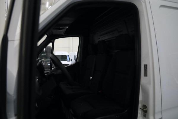 Mercedes-Benz Sprinter 314 CDI L2/H2 NAVI CAMERA CLIMA/AIRCOCRUISE CONTROL 3 ZITS LEASE V/A €177,- INRUIL MOGELIJK Mercedes-Benz Sprinter 314 CDI L2/H2 NAVI CAMERA CLIMA/AIRCOCRUISE CONTROL 3 ZITS LEASE V/A €177,- INRUIL MOGELIJK
